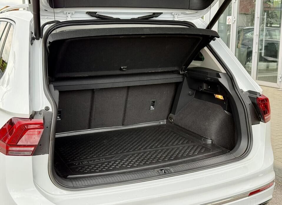 Volkswagen Tiguan, II 2.0d AMT (150 л.с.) 4WD