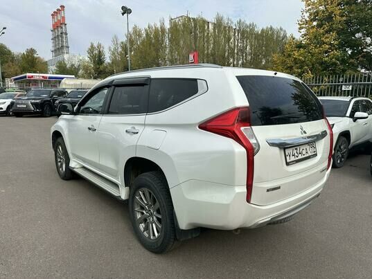 Mitsubishi Pajero Sport, 2019 г., 69 833 км