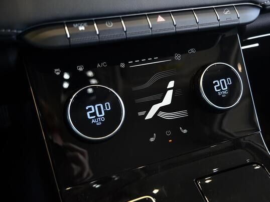 EXEED LX Premium