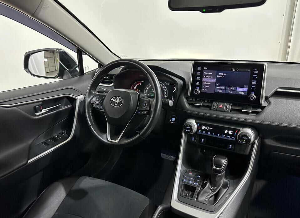 Toyota RAV4, V (XA50) 2.5 AT (199 л.с.) 4WD