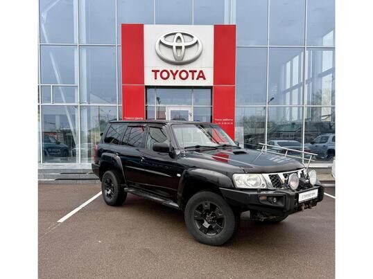 Nissan Patrol, 2006 г., 243 906 км