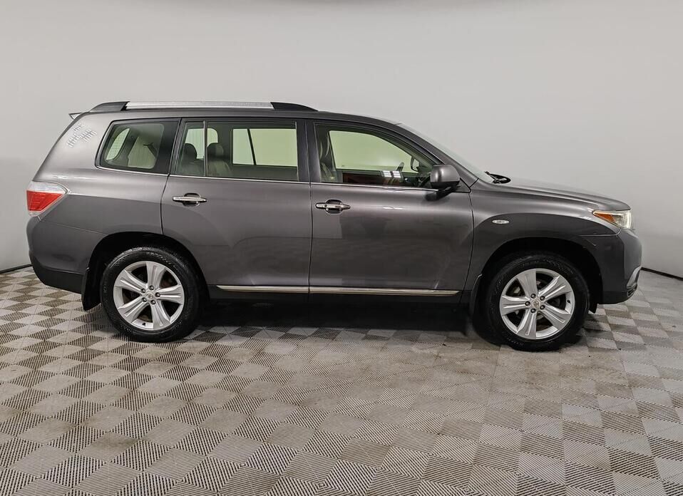 Toyota Highlander, II (XU40) Рестайлинг 3.5 AT (273 л.с.) 4WD