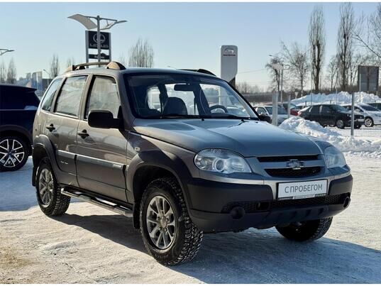 Chevrolet Niva, 2011&nbsp;г., 141&nbsp;555&nbsp;км