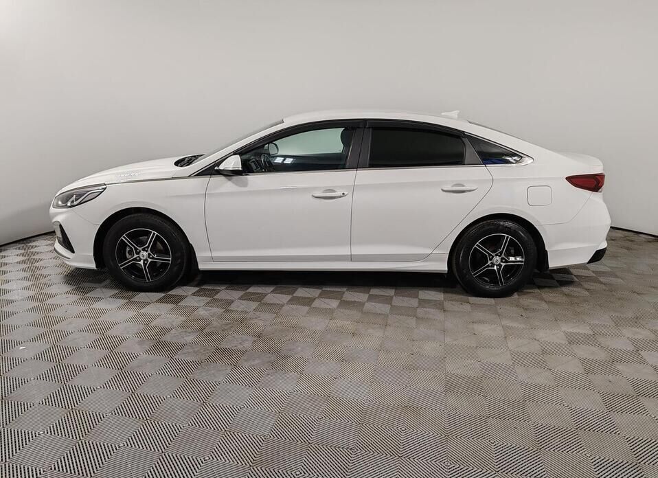 Hyundai Sonata, VII (LF) Рестайлинг 2.0 AT (150 л.с.)