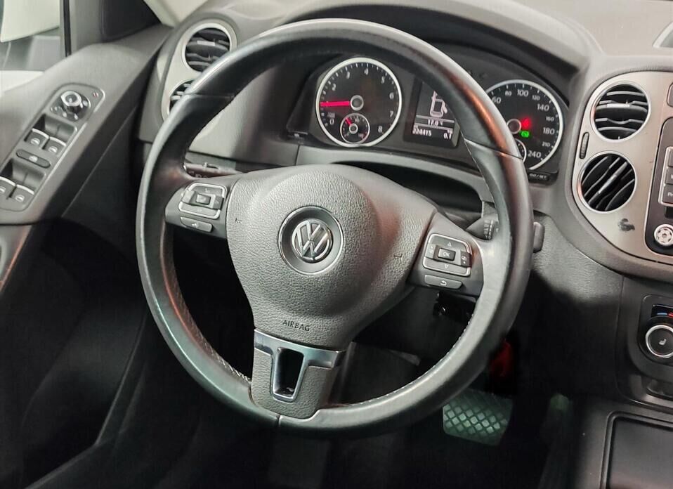 Volkswagen Tiguan, I 2.0 AT (170 л.с.) 4WD