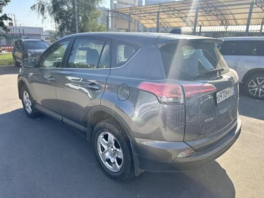 Toyota RAV4, 2016 г., 235 522 км