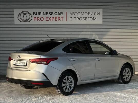 Hyundai Solaris, 2021&nbsp;г., 23&nbsp;657&nbsp;км