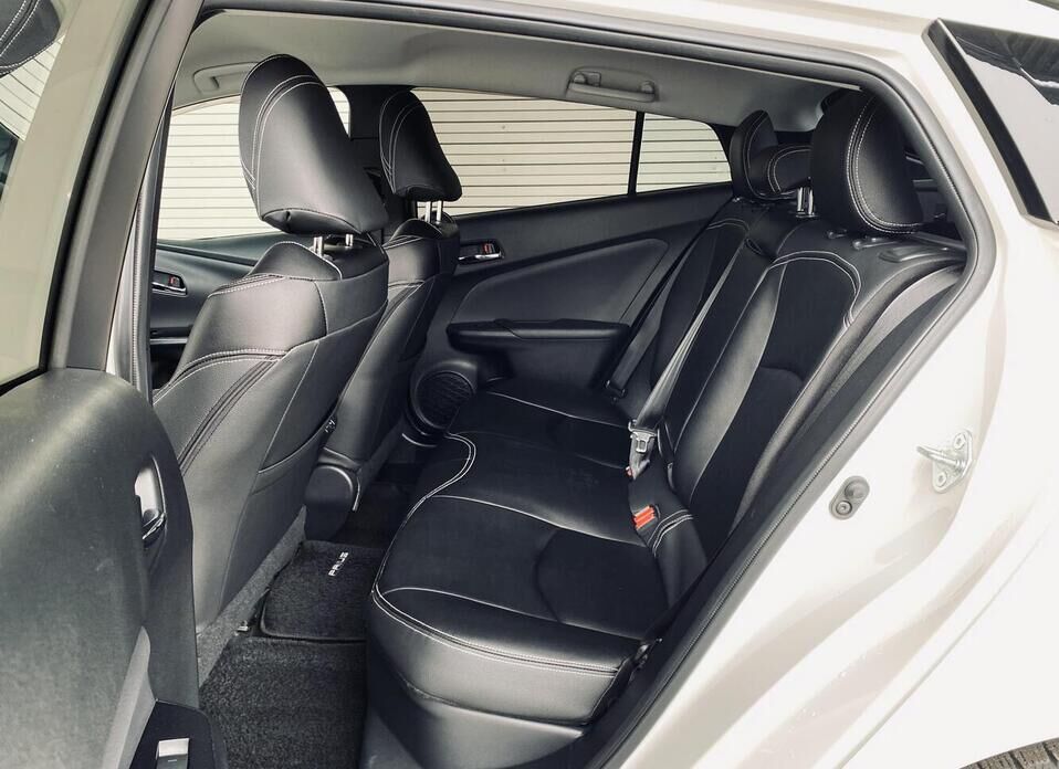 Toyota Prius, IV Рестайлинг (XW50) 1.8hyb AT (98 л.с.)