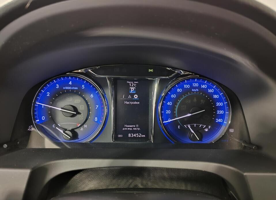 Toyota Camry, VII (XV50) Рестайлинг 2.5 AT (181 л.с.)