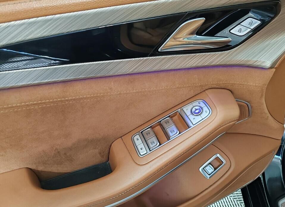 Hongqi H9 2.0 AMT (252 л.с.)