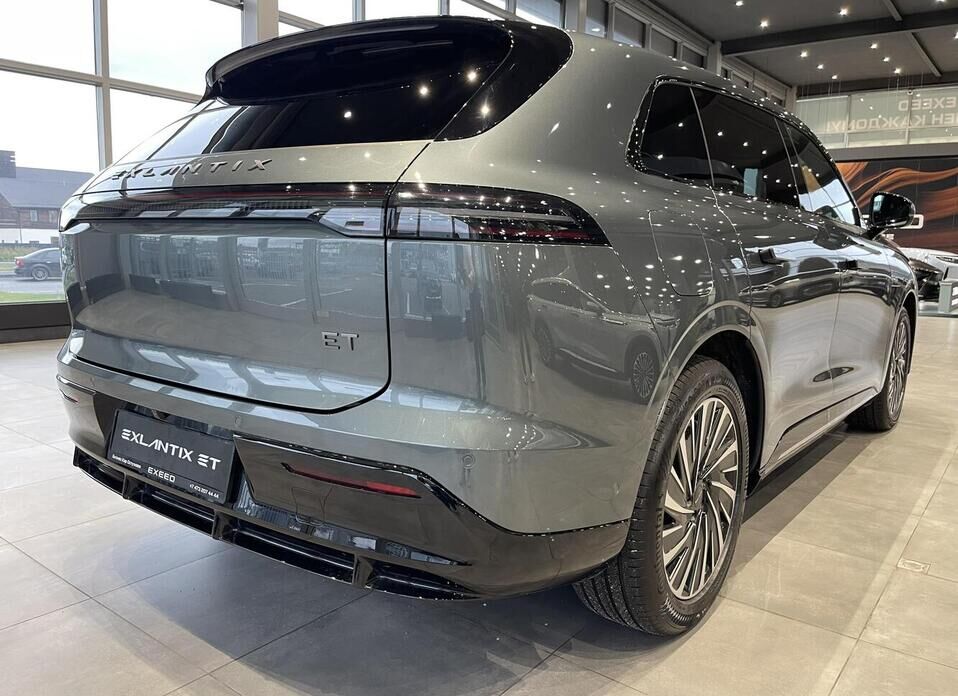 EXEED Exlantix ET 1.5hyb AT (469 л.с.) 4WD