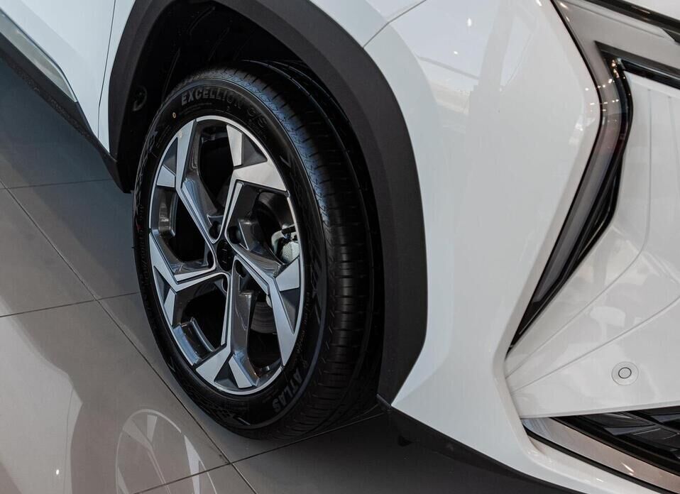 Geely Atlas, II 1.5 AMT (147 л.с.)