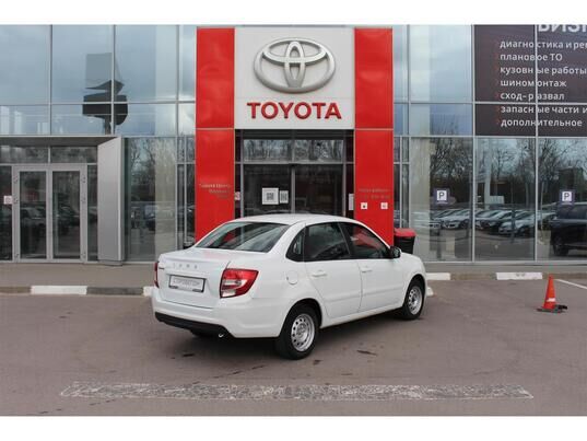 LADA (ВАЗ) Granta, 2020 г., 87 139 км