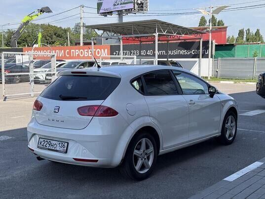 SEAT Leon, II Рестайлинг, 2012 г., 215 643 км