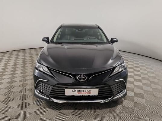 Toyota Camry, 2023 г., 21 433 км