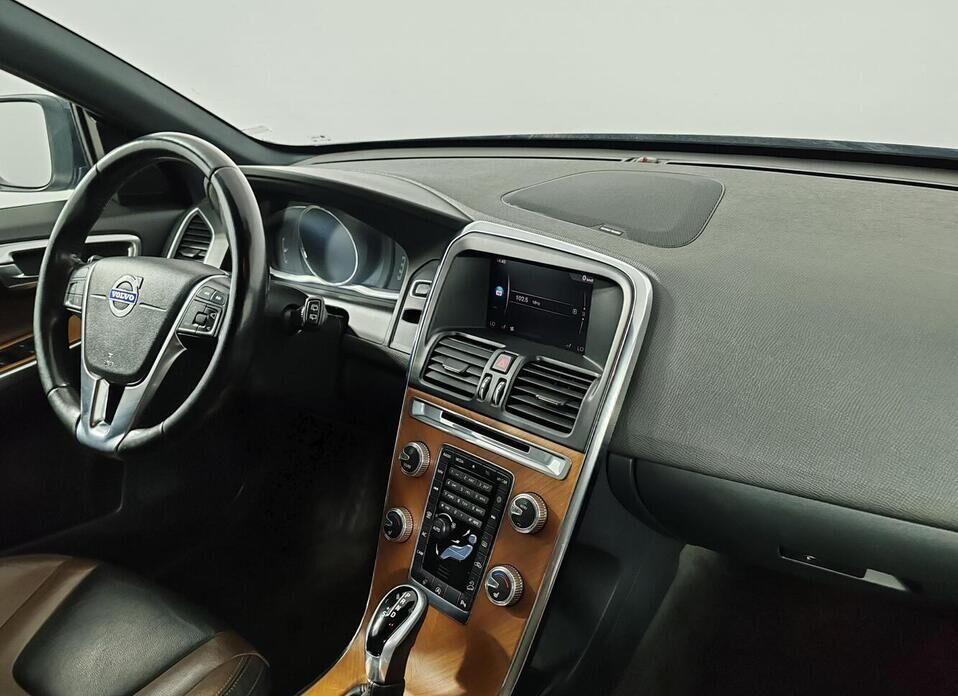 Volvo XC60, I Рестайлинг 2.0 AT (245 л.с.) 4WD