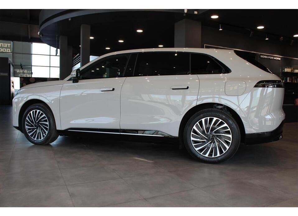 EXEED Exlantix ET 1.5hyb AT (469 л.с.) 4WD