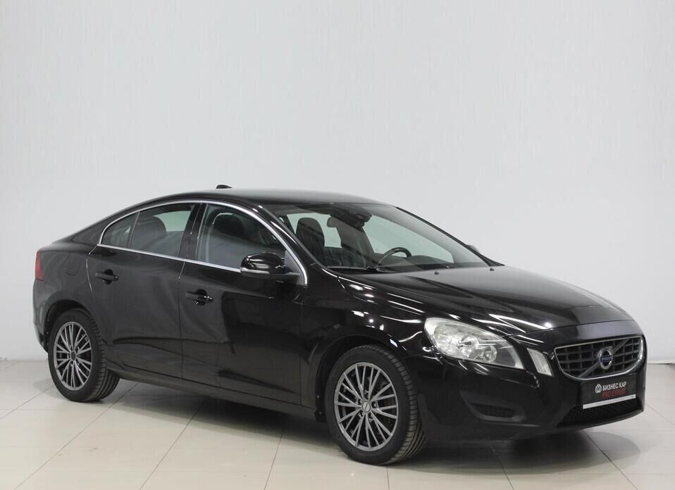 Volvo S60, II 2.5 AT (249 л.с.)