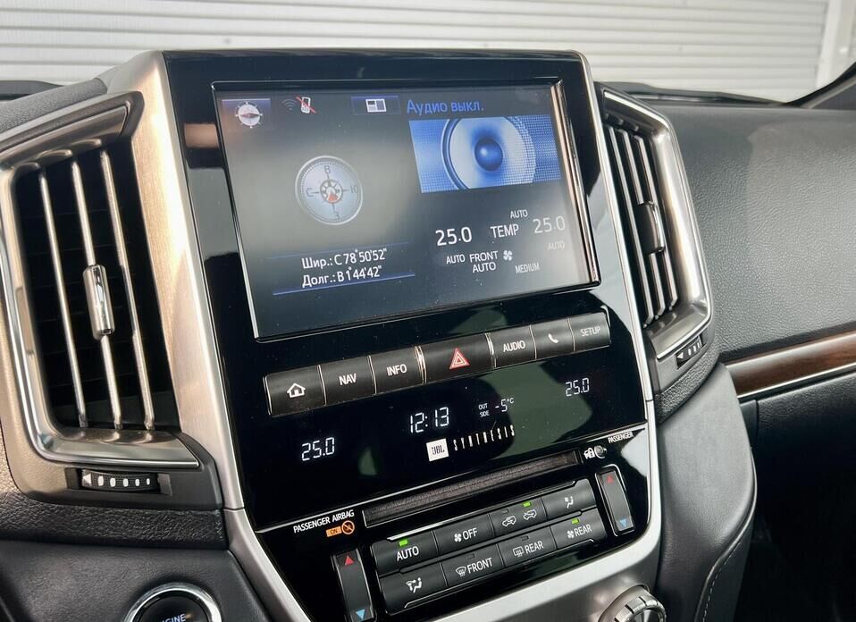 Toyota Land Cruiser, 200 Series Рестайлинг 2 4.5d AT (249 л.с.) 4WD