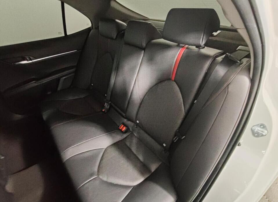 Toyota Camry, VIII (XV70) Рестайлинг 2.5 AT (200 л.с.)