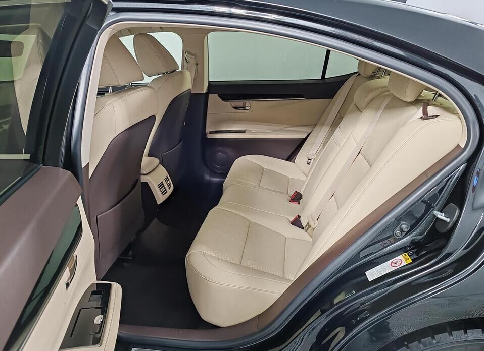 Lexus ES, VI Рестайлинг 200 2.0 AT (150 л.с.)