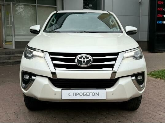 Toyota Fortuner, 2020 г., 205 057 км