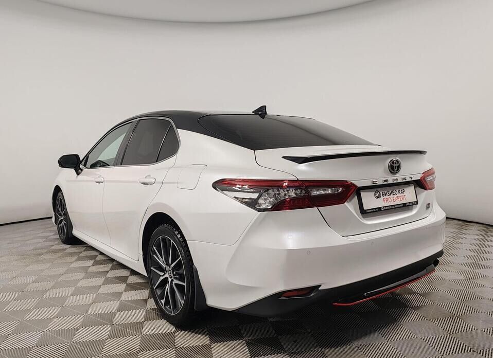 Toyota Camry, VIII (XV70) Рестайлинг 2.5 AT (200 л.с.)