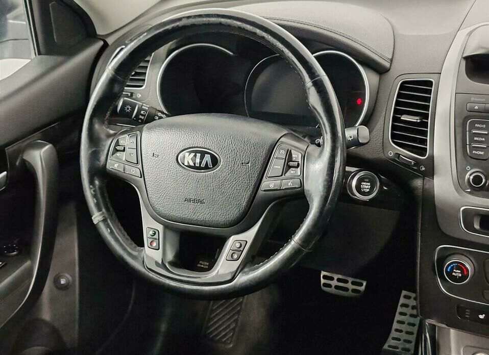 Kia Sorento 2.4 AT (175 л.с.) 4WD