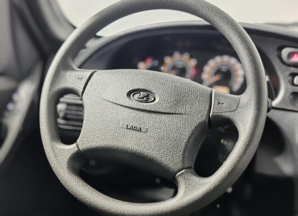 LADA (ВАЗ) Niva Travel, I 1.7 MT (80 л.с.) 4WD