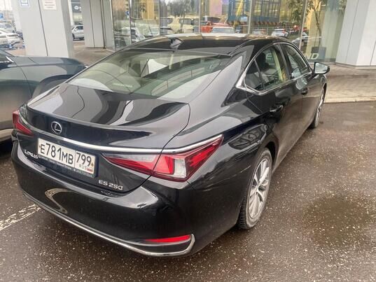 Lexus ES, 2018 г., 140 064 км