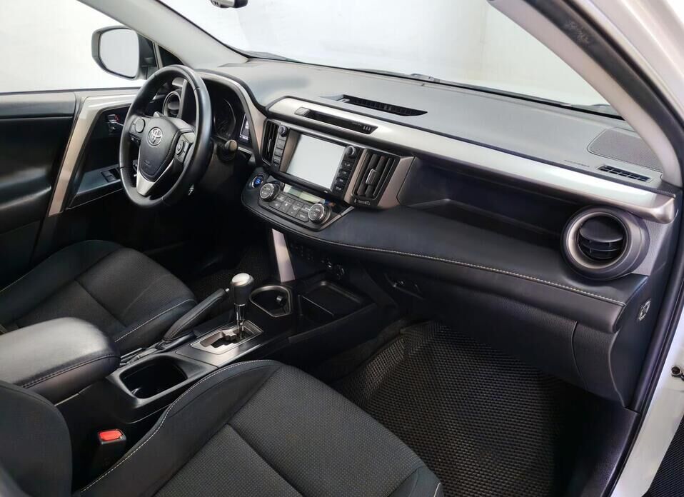 Toyota RAV4 2.0 CVT (146 л.с.) 4WD
