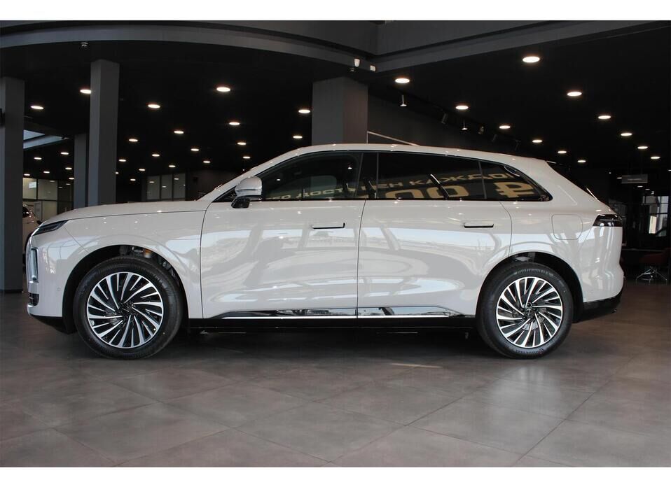 EXEED Exlantix ET 1.5hyb AT (469 л.с.) 4WD