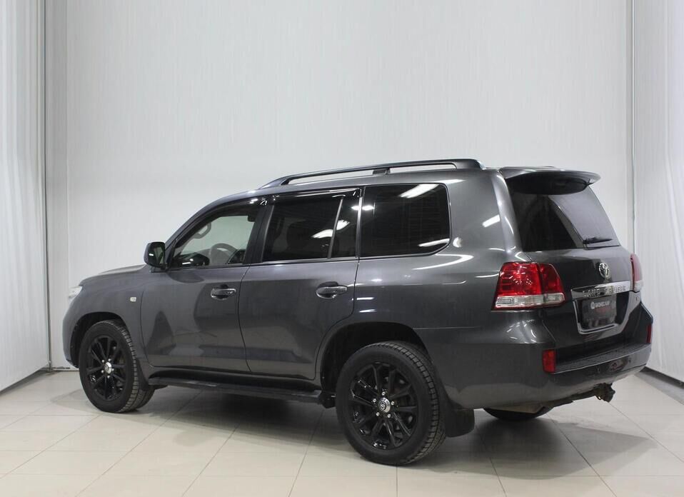 Toyota Land Cruiser, 200 Series 4.5d AT (235 л.с.) 4WD