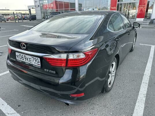 Lexus ES, 2014 г., 176 611 км