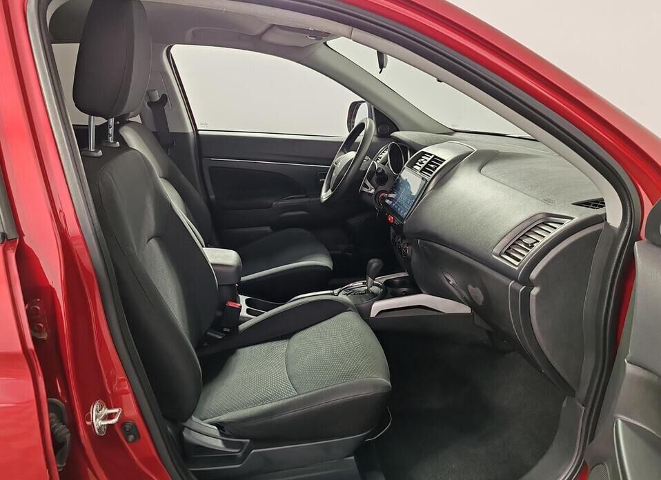 Mitsubishi ASX, I 1.8 CVT (140 л.с.)