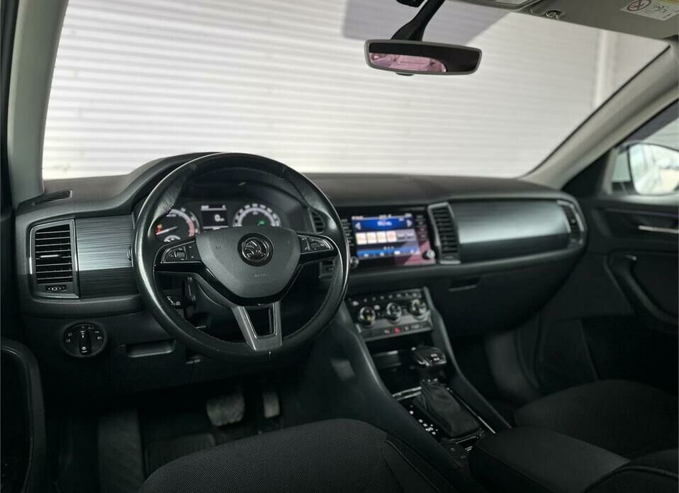 Skoda Kodiaq 2.0 AMT (180 л.с.) 4WD