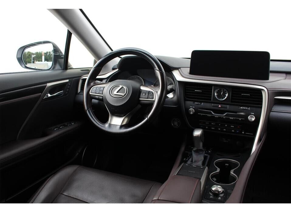Lexus RX, IV Рестайлинг 300 2.0 AT (238 л.с.) 4WD