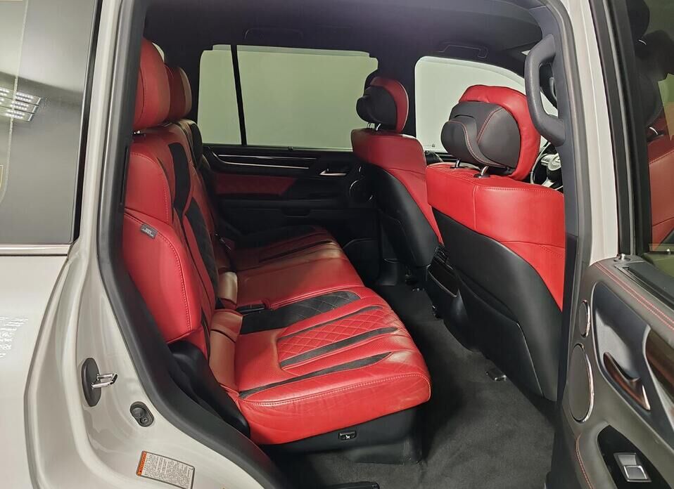 Lexus LX, III Рестайлинг 2 450d 4.5d AT (272 л.с.) 4WD
