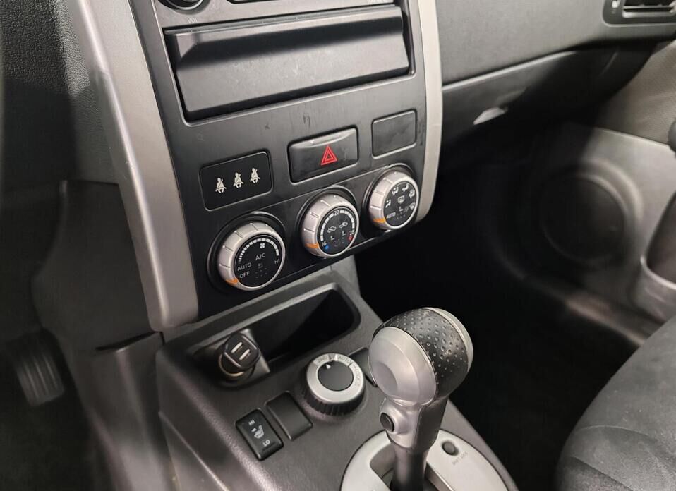 Nissan X-Trail, II Рестайлинг 2.0 CVT (141 л.с.) 4WD