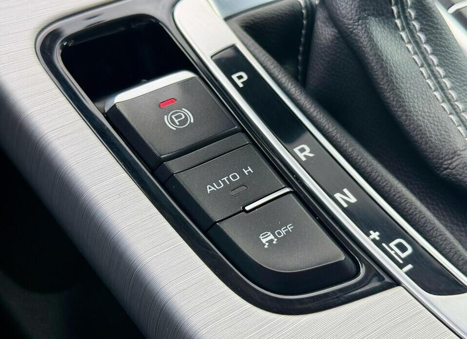 Geely Atlas, I 2.4 AT (149 л.с.) 4WD