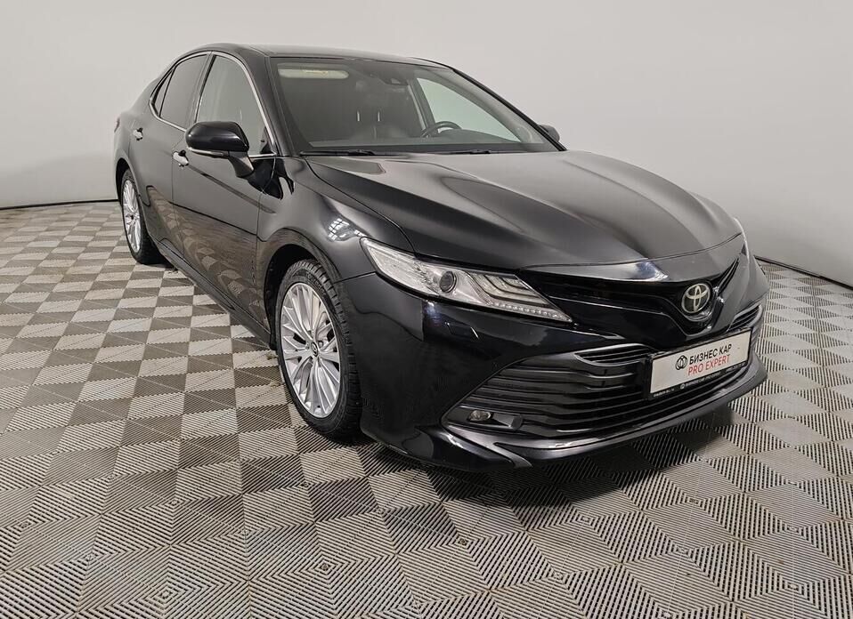 Toyota Camry, VIII (XV70) 3.5 AT (249 л.с.)