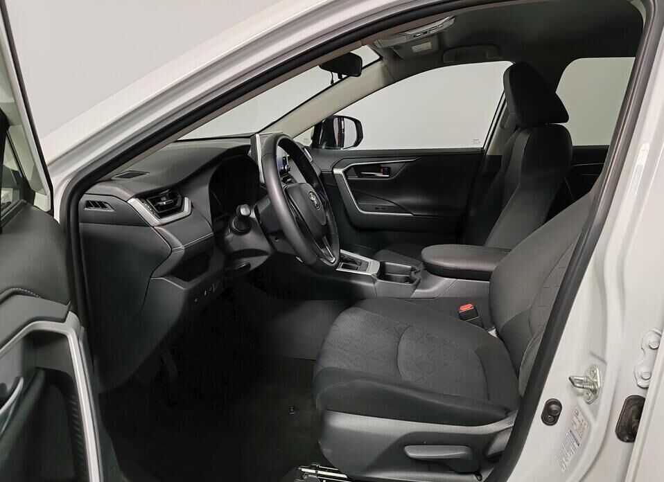 Toyota RAV4, V (XA50) 2.0 CVT (149 л.с.) 4WD