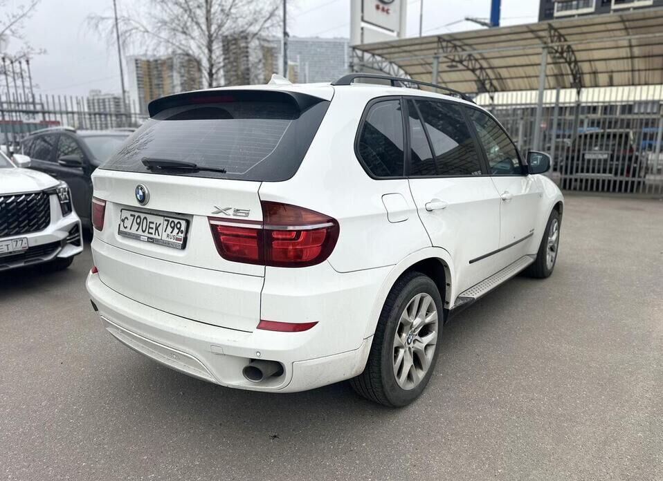 BMW X5, II (E70) Рестайлинг 35i 3.0 AT (306 л.с.) 4WD