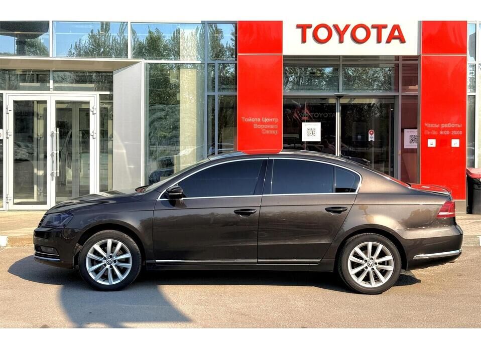 Volkswagen Passat, B7 1.8 MT (152 л.с.)