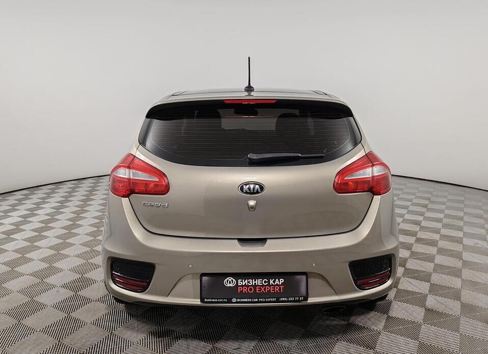 Kia Ceed, II Рестайлинг 1.6 AMT (135 л.с.)