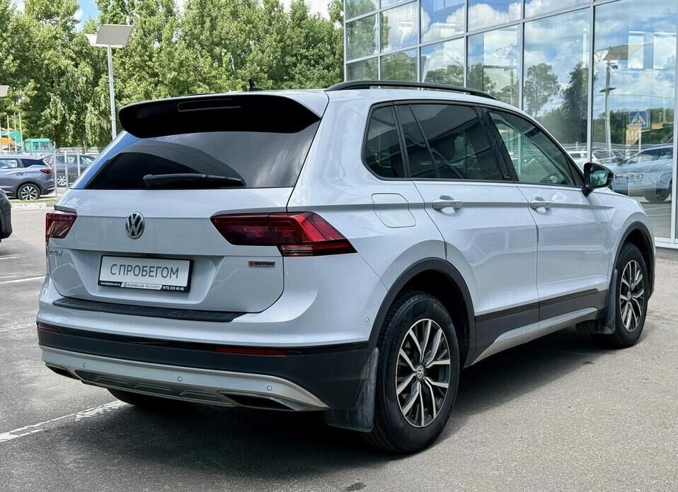 Volkswagen Tiguan, II 2.0d AMT (150 л.с.) 4WD