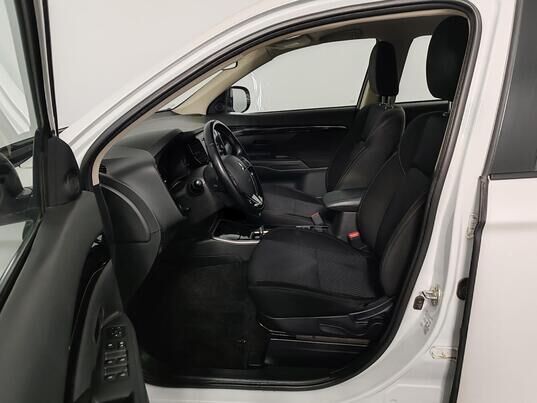 Mitsubishi Outlander, 2019&nbsp;г., 135&nbsp;978&nbsp;км