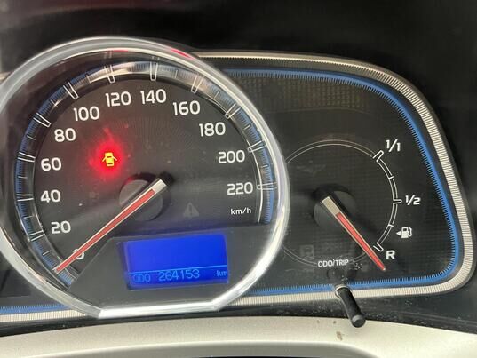 Toyota RAV4, 2015 г., 264 153 км