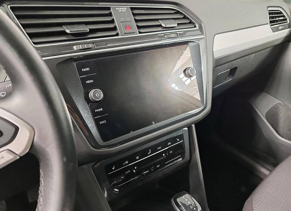 Volkswagen Tiguan, II Рестайлинг 1.4 AMT (150 л.с.)