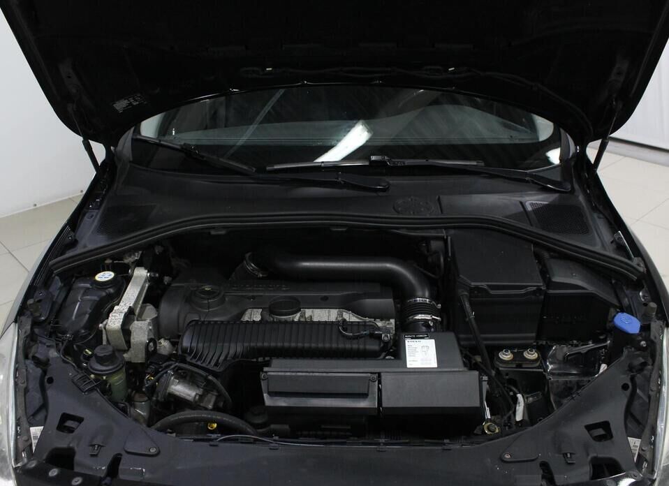 Volvo S60, II 2.5 AT (249 л.с.)